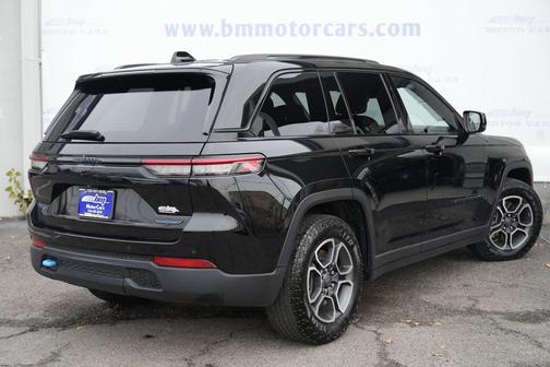 2023 Jeep Grand Cherokee 4xe Trailhawk