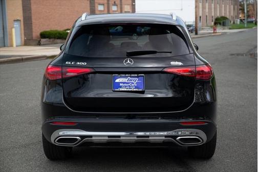 2023 Mercedes-Benz GLC 300 Base