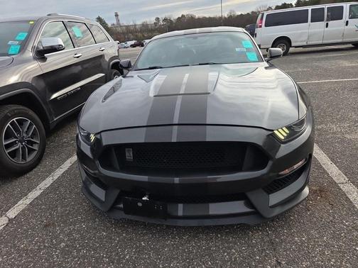 2017 Ford Shelby GT350 Base