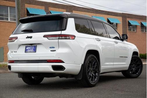 2023 Jeep Grand Cherokee L Summit