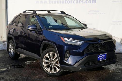 2022 Toyota RAV4 XLE Premium
