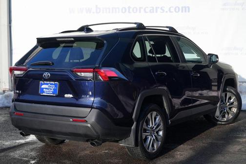 2022 Toyota RAV4 XLE Premium