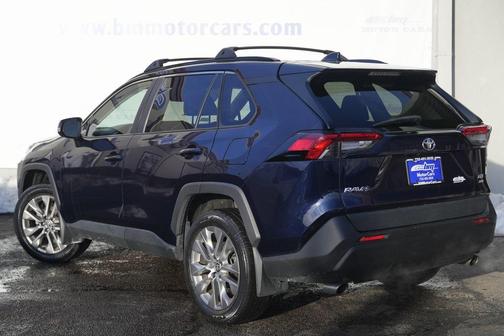 2022 Toyota RAV4 XLE Premium