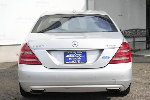 2010 Mercedes-Benz S-Class S 550