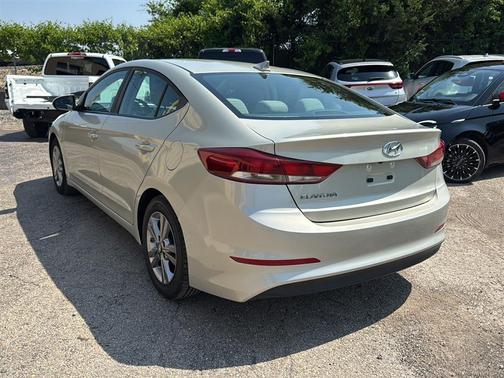 2017 Hyundai ELANTRA Value Edition