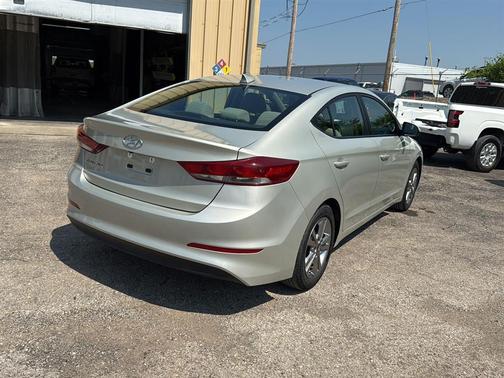 2017 Hyundai ELANTRA Value Edition
