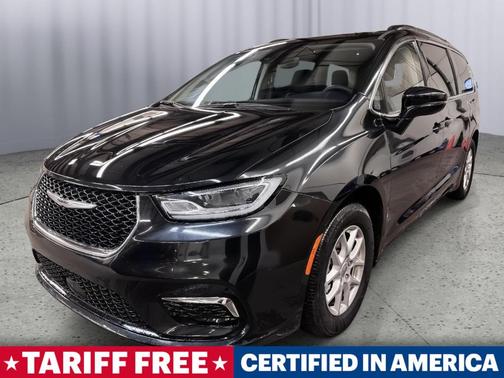 2022 Chrysler Pacifica Touring-L