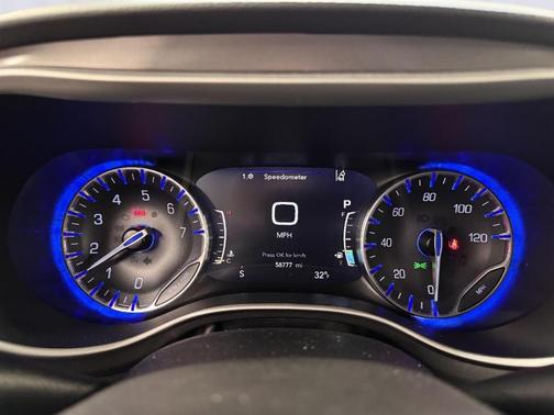 2022 Chrysler Pacifica Touring-L