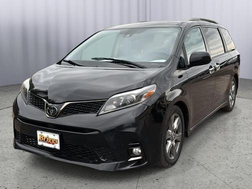 2018 Toyota Sienna SE