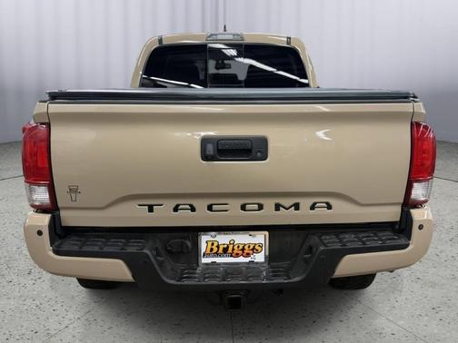 2017 Toyota Tacoma TRD Sport