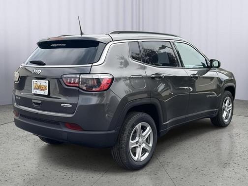 Granite Crystal 2024 Jeep Compass Latitude