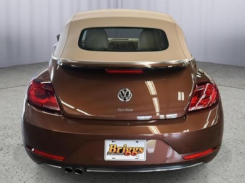 2017 Volkswagen Beetle 1.8T SE