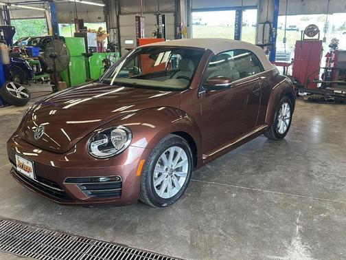 2017 Volkswagen Beetle 1.8T SE