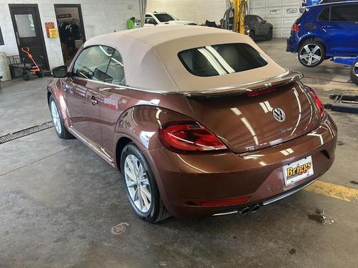 2017 Volkswagen Beetle 1.8T SE