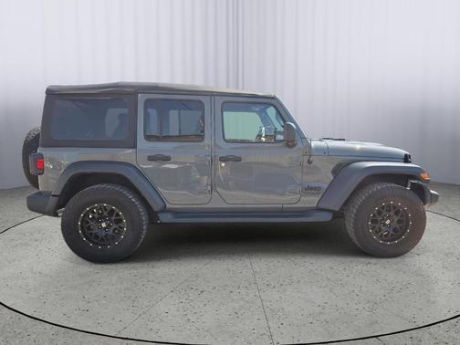 2022 Jeep Wrangler Unlimited Sport