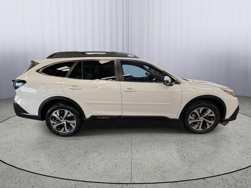 2021 Subaru Outback Limited XT