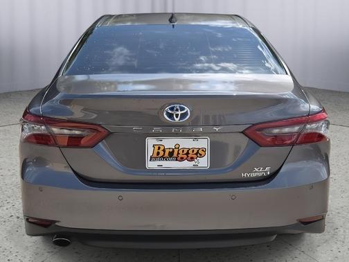 2023 Toyota Camry Hybrid XLE