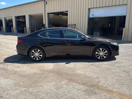 2017 Acura TLX w/Technology Package