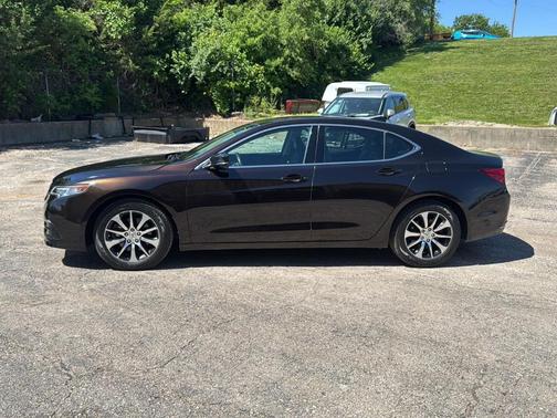 2017 Acura TLX w/Technology Package