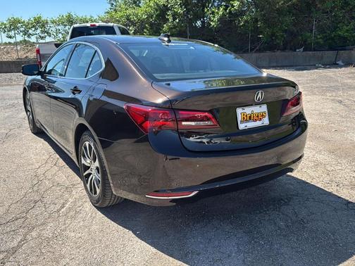 2017 Acura TLX w/Technology Package