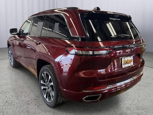 2023 Jeep Grand Cherokee Overland