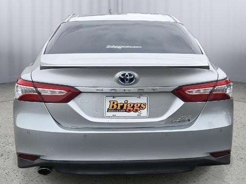 2018 Toyota Camry Hybrid XLE