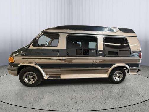 1999 Dodge Ram Van 1500