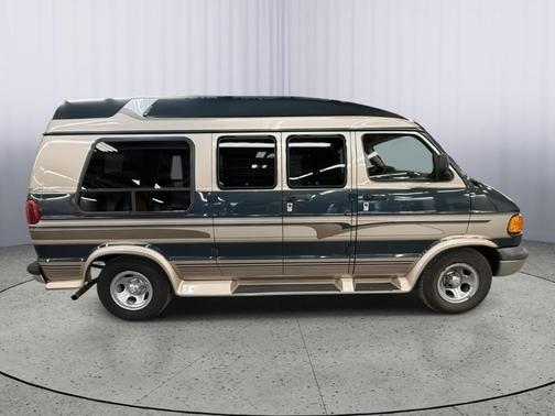 1999 Dodge Ram Van 1500