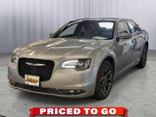 2018 Chrysler 300 S