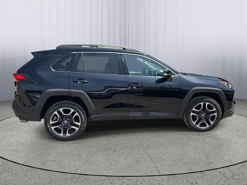 2019 Toyota RAV4 Adventure