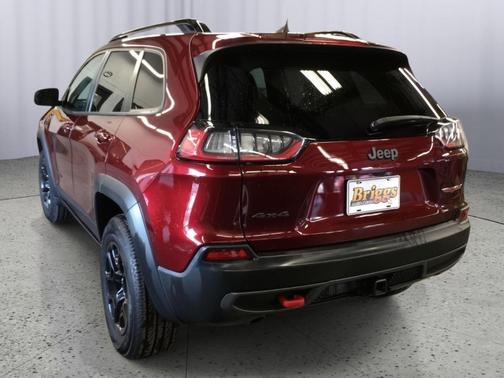 2022 Jeep Cherokee Trailhawk
