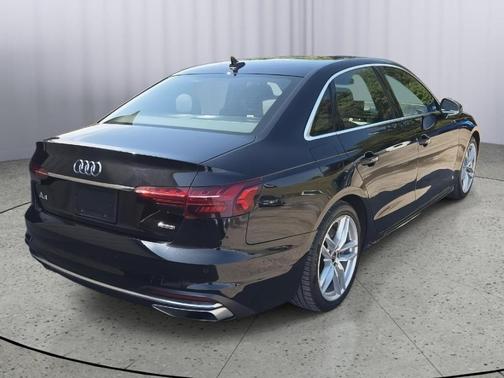 2023 Audi A4 45 S line Premium Plus