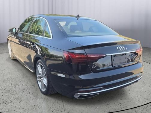 2023 Audi A4 45 S line Premium Plus