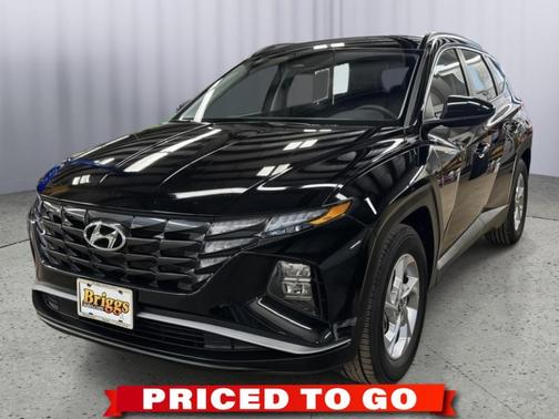Black Pearl 2024 Hyundai TUCSON SEL