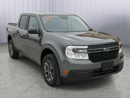Carbonized Gray Metallic 2024 Ford Maverick XLT