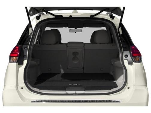 White 2017 Nissan Rogue SV
