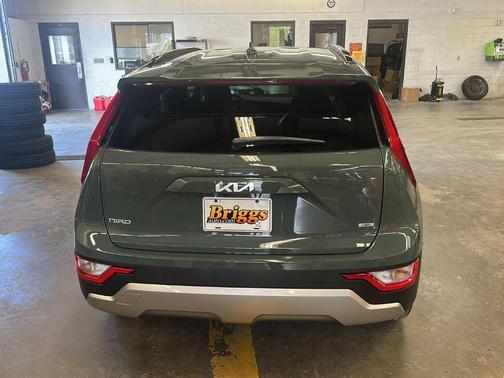 2025 Kia Niro EX