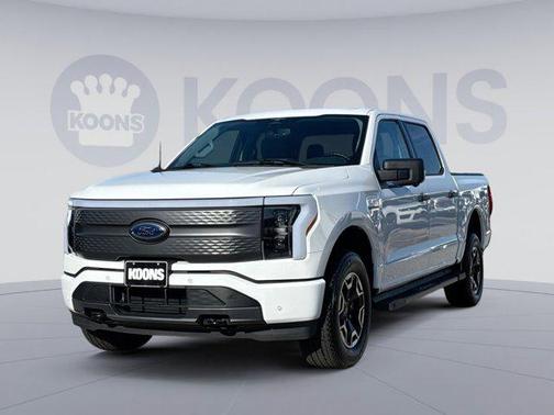 2023 Ford F-150 Lightning XLT