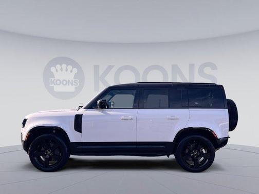 2024 Land Rover Defender 110 P400 X-Dynamic SE