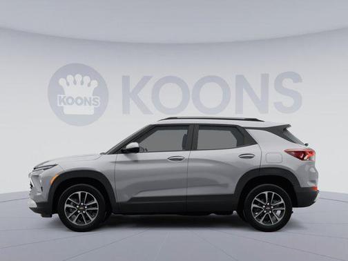 Sterling Gray Metallic 2025 Chevrolet Trailblazer LT