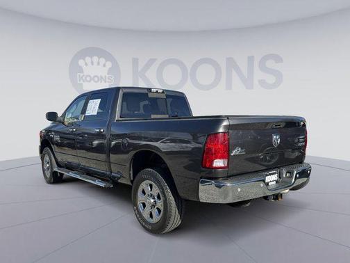 2017 RAM 2500 Big Horn Crew Cab 4x4 6'4' Box