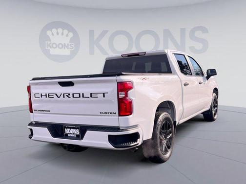 2022 Chevrolet Silverado 1500 Custom