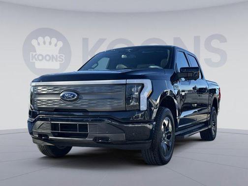2023 Ford F-150 Lightning LARIAT