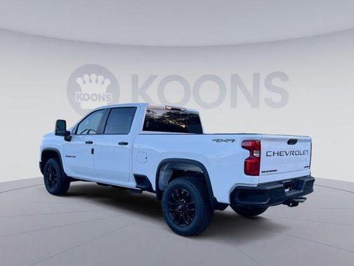 2026 Chevrolet Silverado 2500 Custom