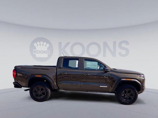 2025 GMC Canyon Elevation