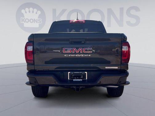 2025 GMC Canyon Elevation
