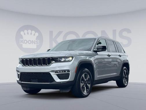 Silver Zynith 2024 Jeep Grand Cherokee 4xe Base