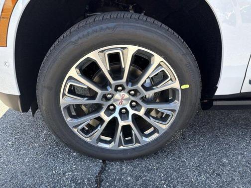 Glacier White Tricoat 2026 GMC Yukon Denali