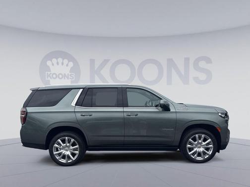 Silver Sage Metallic 2023 Chevrolet Tahoe 4WD High Country