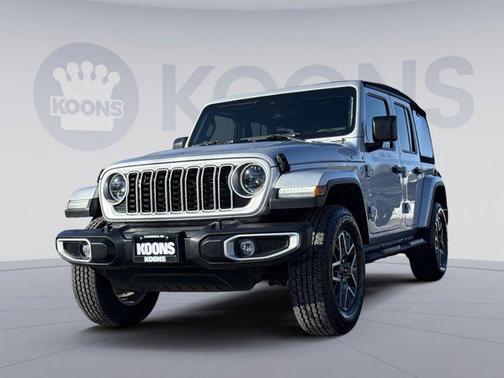 2024 Jeep Wrangler 4-Door Sahara 4x4